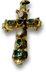 来自 Nuestra Señora de Atocha 的祖母绿和黄金十字架