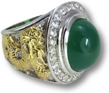 带金龙细节的绿色玛瑙小指环