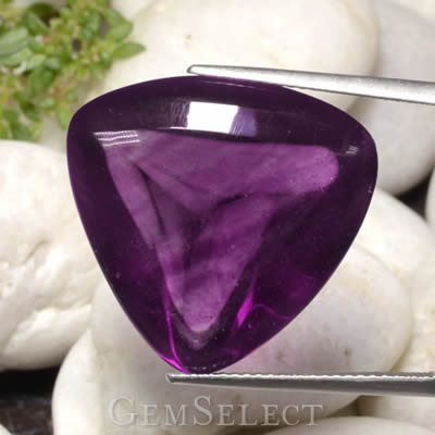 紫色萤石宝石