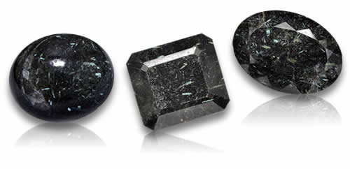 天然 Nuummite 宝石