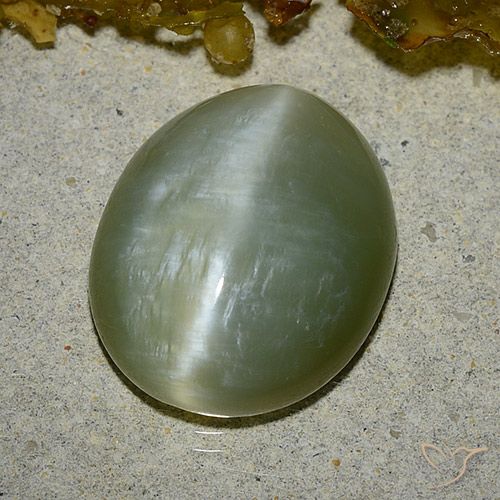 8.60ct 天然 中绿色 阳起石猫眼, 椭圆形, 半透明