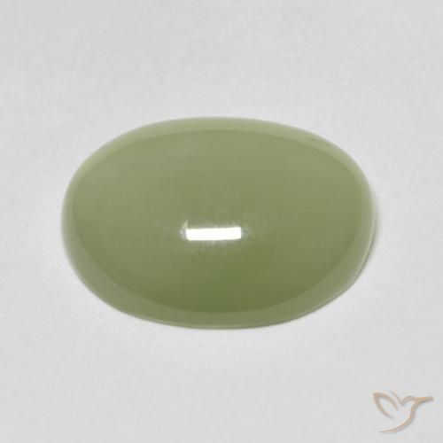 5.67克拉天然阳起石猫眼，椭圆形，半透明