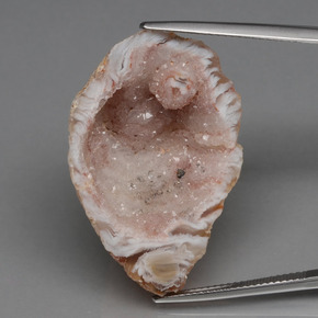 39.70克拉天然玛瑙晶洞，异形，不透明