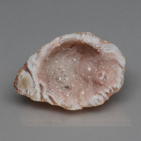 39.70克拉天然玛瑙晶洞，异形，不透明