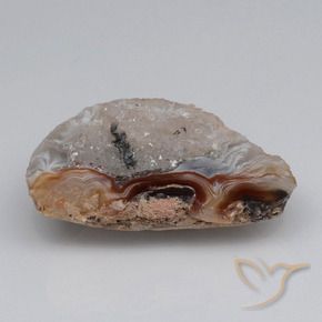 40.37克拉天然玛瑙晶洞，花式切割，不透明
