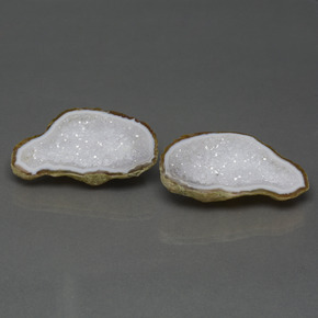 45.70克拉天然玛瑙晶洞，异形，不透明