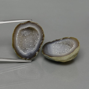 65.63克拉天然玛瑙晶洞，异形，不透明