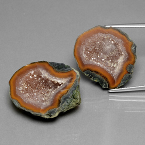 40.93克拉天然玛瑙晶洞，异形，不透明