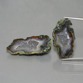 克拉天然玛瑙晶洞，异形，不透明