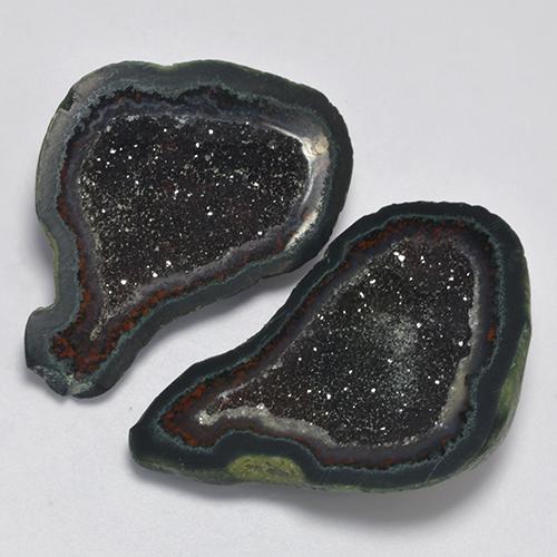 55.13克拉天然玛瑙晶洞，异形，不透明