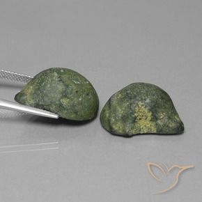 30.09克拉天然玛瑙晶洞，异形，不透明