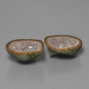 12.94克拉天然玛瑙晶洞，异形，不透明