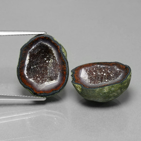 26.55克拉天然玛瑙晶洞，异形，不透明