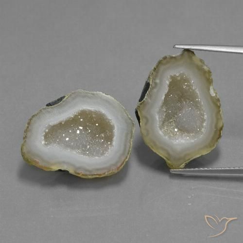 29.17ctw 天然 彩色 玛瑙晶洞, 花式切割, 不透明