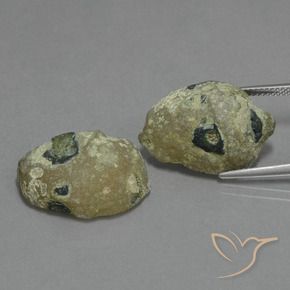 29.17克拉天然玛瑙晶洞，花式切割，不透明