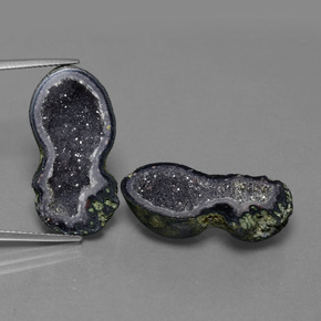 23.62克拉天然玛瑙晶洞，异形，不透明