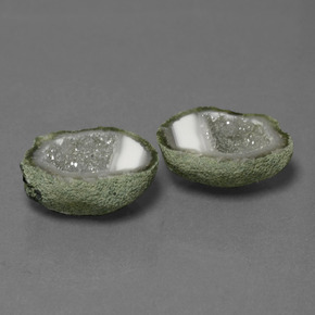 20.20克拉天然玛瑙晶洞，异形，不透明