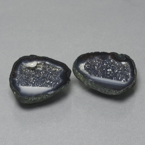 29.65天然多色玛瑙晶洞，异形，21.8×20.9毫米，不透明