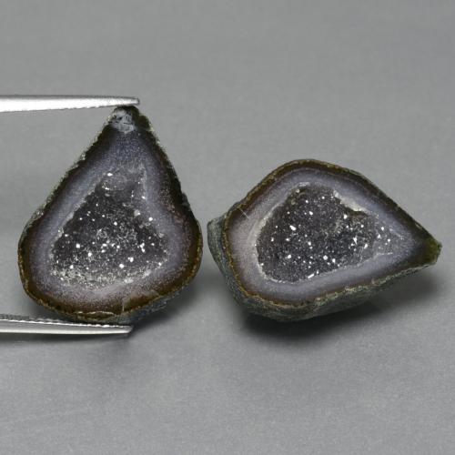 26.34天然多色玛瑙晶洞，异形，22.7×18.4毫米，不透明