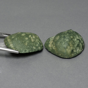 32.85克拉天然玛瑙晶洞，异形，不透明