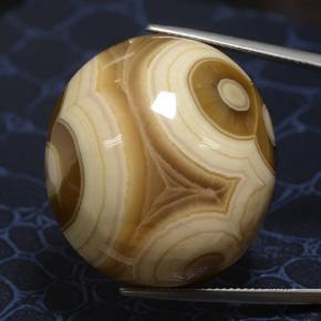 92.48克拉天然多色玛瑙，椭圆形切割，30×27.2毫米，不透明