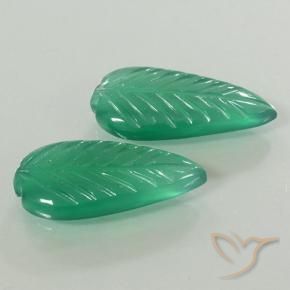 7.67天然绿色玛瑙，花形切工，19×9.7毫米，半透明