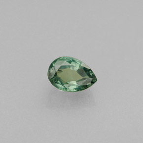 0.27克拉天然多色亚历山大石，梨形，4.2×2.9毫米，VS