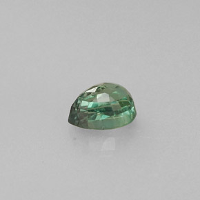 0.27克拉天然多色亚历山大石，梨形，4.2×2.9毫米，VS