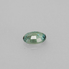 0.19克拉天然多色亚历山大石，椭圆形切割，4.1×3.2毫米，VVS-VS