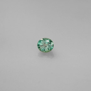 0.29克拉天然多色亚历山大石，椭圆形切割，3.9×3.4毫米，VVS-VS