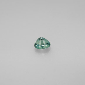 0.31克拉天然多色亚历山大石，椭圆形切割，4.2×3.2毫米，VVS-VS