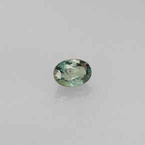 0.18克拉天然多色亚历山大石，椭圆形切割，3.8×2.7毫米，VS