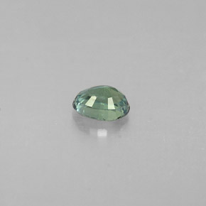 0.19克拉天然多色亚历山大石，椭圆形切割，3.8×2.9毫米，VS