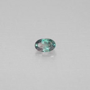 0.11克拉天然多色亚历山大石，椭圆形切割，3.2×2.1毫米，VS