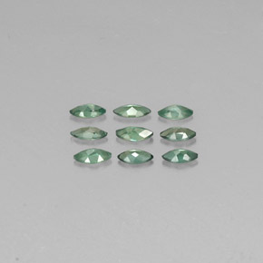 天然多色亚历山大石，马眼形，3.8×1.9毫米，VS