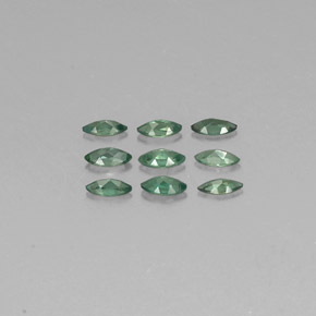 天然变色亚历山大石，马眼形，3.9×1.9毫米，VS