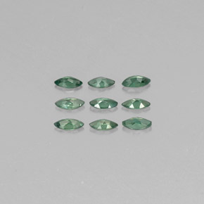 天然多色亚历山大石，马眼形，3.9×1.9毫米，VS