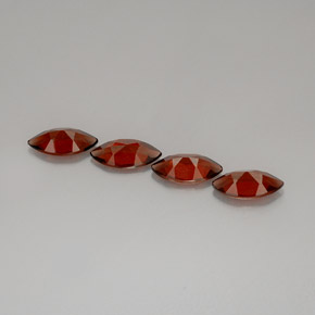 克拉天然铁铝榴石石榴石，榄尖形，VS