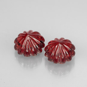 克拉天然铁铝榴石石榴石，异形，半透明