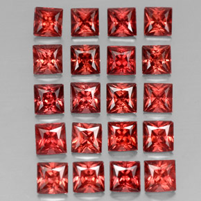 天然红色铁铝榴石，方形，4×4毫米，VVS-VS