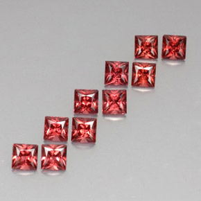 天然红色铁铝榴石，方形，3.9×3.9毫米，VVS-VS