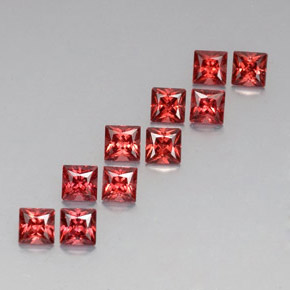 天然红色铁铝榴石，方形，4×4毫米，VVS-VS