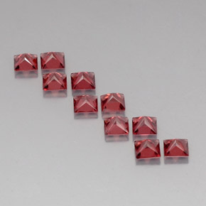 天然红色铁铝榴石，方形，4×3.9毫米，VVS-VS