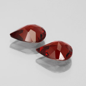 克拉天然铁铝榴石石榴石，梨形，VVS-VS