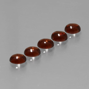 2.58克拉天然铁铝榴石石榴石，椭圆形切割，透明