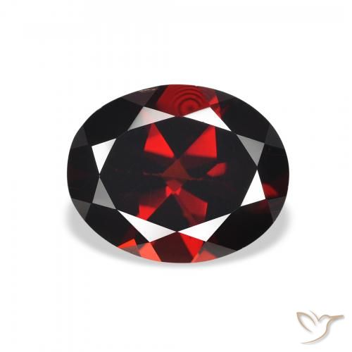 2.92ct 天然 深红色 铁铝榴石石榴石, 椭圆形, VVS-VS