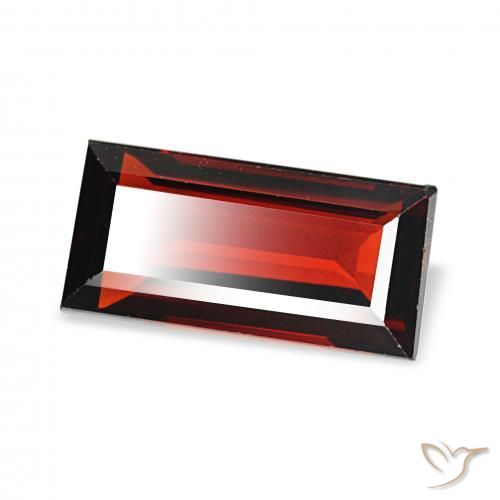 2.04克拉天然铁铝榴石石榴石，狭长方形，VVS