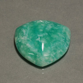 14.87克拉天然绿色天河石，三角形，19.7×19.3毫米，不透明