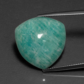 15.96克拉天然绿色天河石，三角形，19.8×19.3毫米，不透明