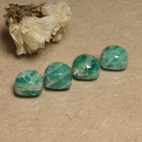 8.87天然绿色天河石，垫形剪裁，7.3×7.2毫米，不透明